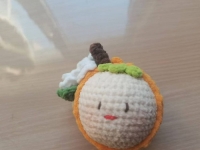 4月15日，手工兼職招聘信息，在家做手工掙錢，低成本創(chuàng)業(yè)開手工加工廠，極簡(jiǎn)創(chuàng)業(yè)做家庭手工工作室，在手工之家，想多掙錢大家選擇很多，圖為鉤織純手工產(chǎn)品剪影