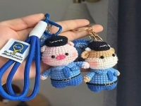 2月2日，手工加工正規(guī)廠家直接發(fā)貨，創(chuàng)業(yè)好選擇，在家開手工工作室，手工之家讓大家自由靈活地掙錢，圖為鉤織純手工產(chǎn)品剪影