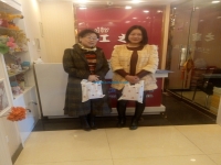 河南周口張女士與吉林松原劉女士相遇手工活之家，結(jié)下深厚友誼