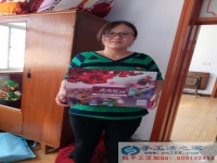 家庭婦女靠做手工活實現(xiàn)人生價值！江西萬女士在家做手工活賺錢比上班還多！