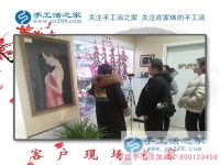 廣東廣州市一80后上班族放棄高壓力工作選擇手工活創(chuàng)業(yè)，只為在輕松中賺錢！