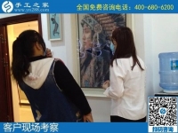 10月21日，手工活外發(fā)回收，都能在家掙錢(qián)的手工活，選擇這里的人太多了，手工之家接待考察合作加工客戶剪影