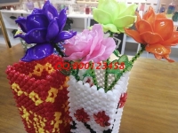 4月21日，可以寄到家做的手工活，加工手工活掙錢，要有收益，產(chǎn)品質(zhì)量很重要，手工之家這樣來保證，圖為勵(lì)志珠珠繡串珠手工產(chǎn)品實(shí)拍