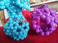 5月3日，拿回家做的手工活要找長(zhǎng)期穩(wěn)定的，一直供料的手工活加工項(xiàng)目非遺手工珠繡是大家共同的選擇，圖為勵(lì)志珠珠繡串珠純手工成品實(shí)拍