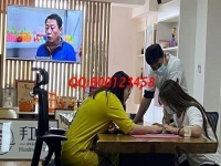 6月22日，看中這些，想在家做手工活的人選擇珠繡手工活外發(fā)加工項(xiàng)目，放心居家掙錢，手工之家接待考察加工合作客戶剪影