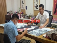 9月17日，想做合格的外發(fā)手工活產品，想象不管用，親自做才行，珠繡拿回家做的手工活很受歡迎，手工之家接待考察合作加工客戶剪影