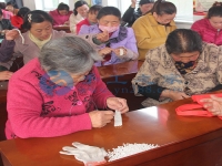 正規(guī)手工活外發(fā)加工，常年供料到家，為許多人解決居家就業(yè)、創(chuàng)業(yè)